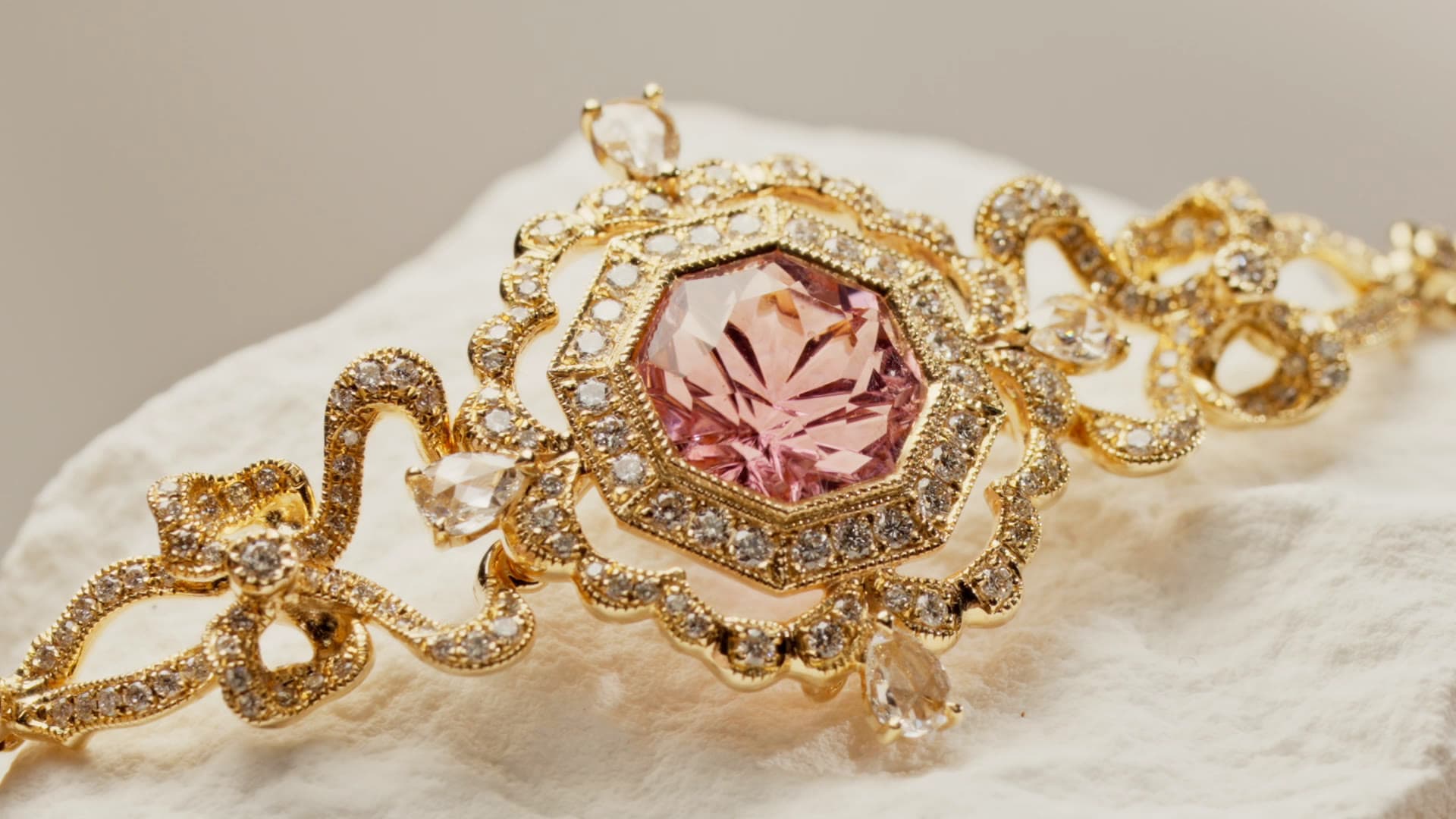 Twilight Studio — "Xinhuo" Jewelry Photography