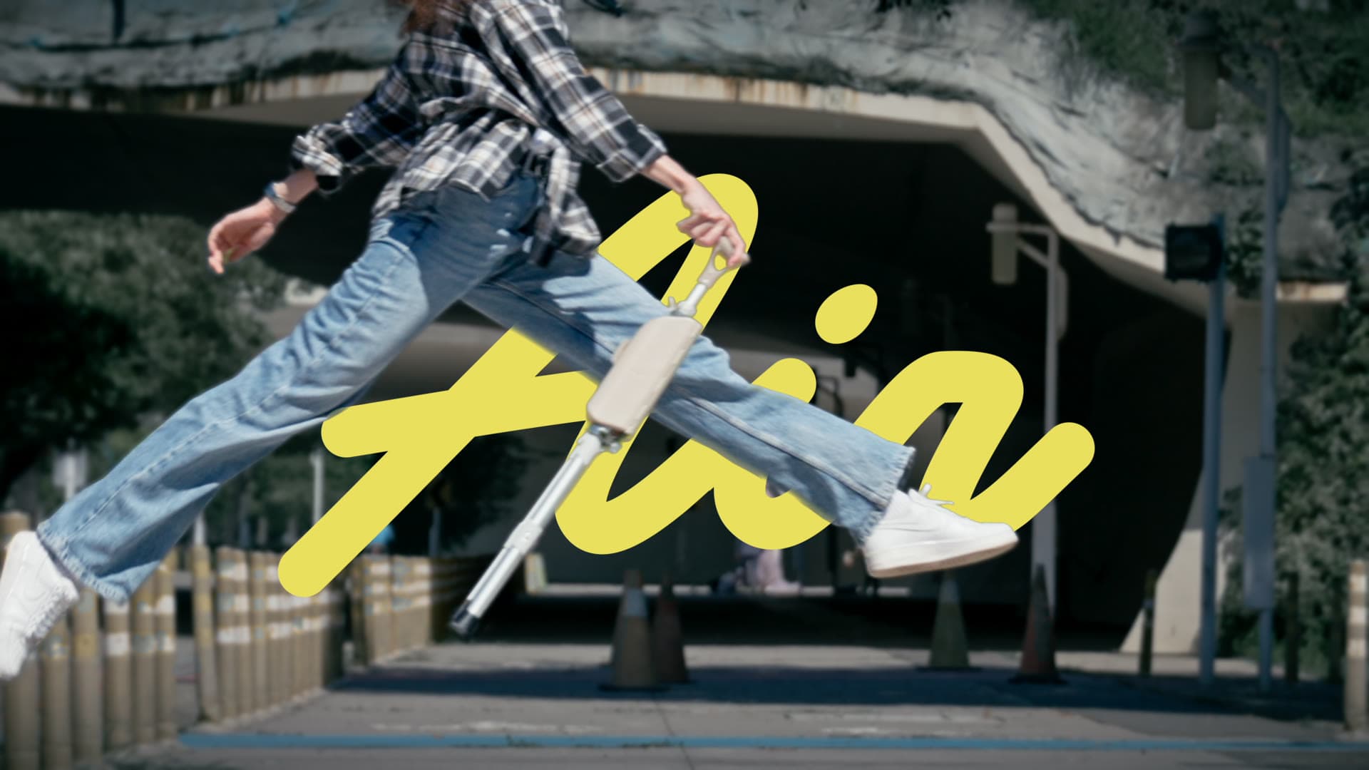 Ta-Da Air Automatic Portable Chair — Commercial Production