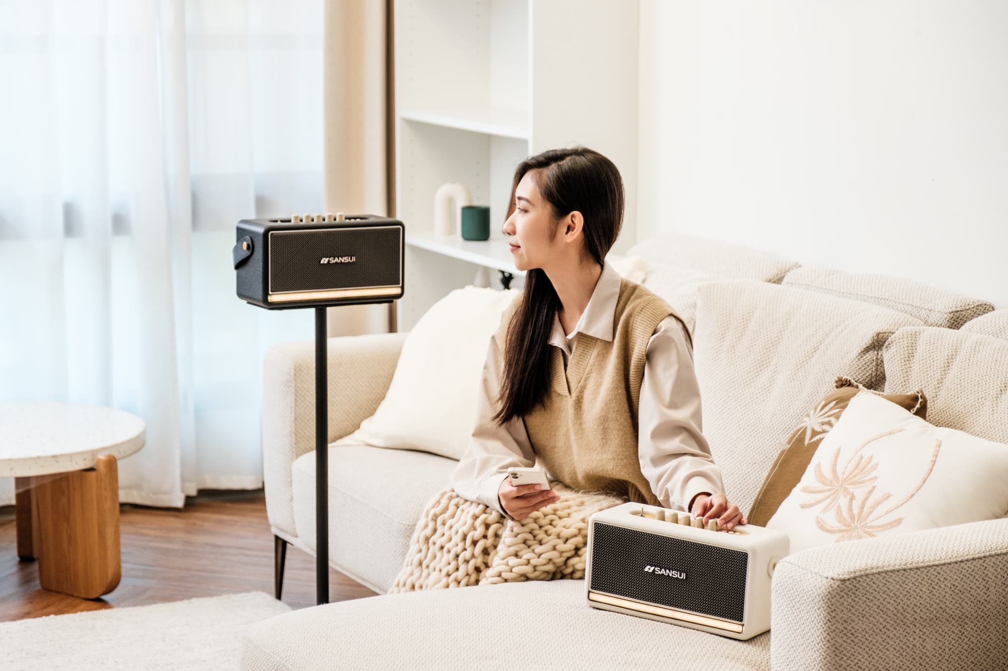 SANSUI Soul of Sound Bluetooth Speaker — Product Photography