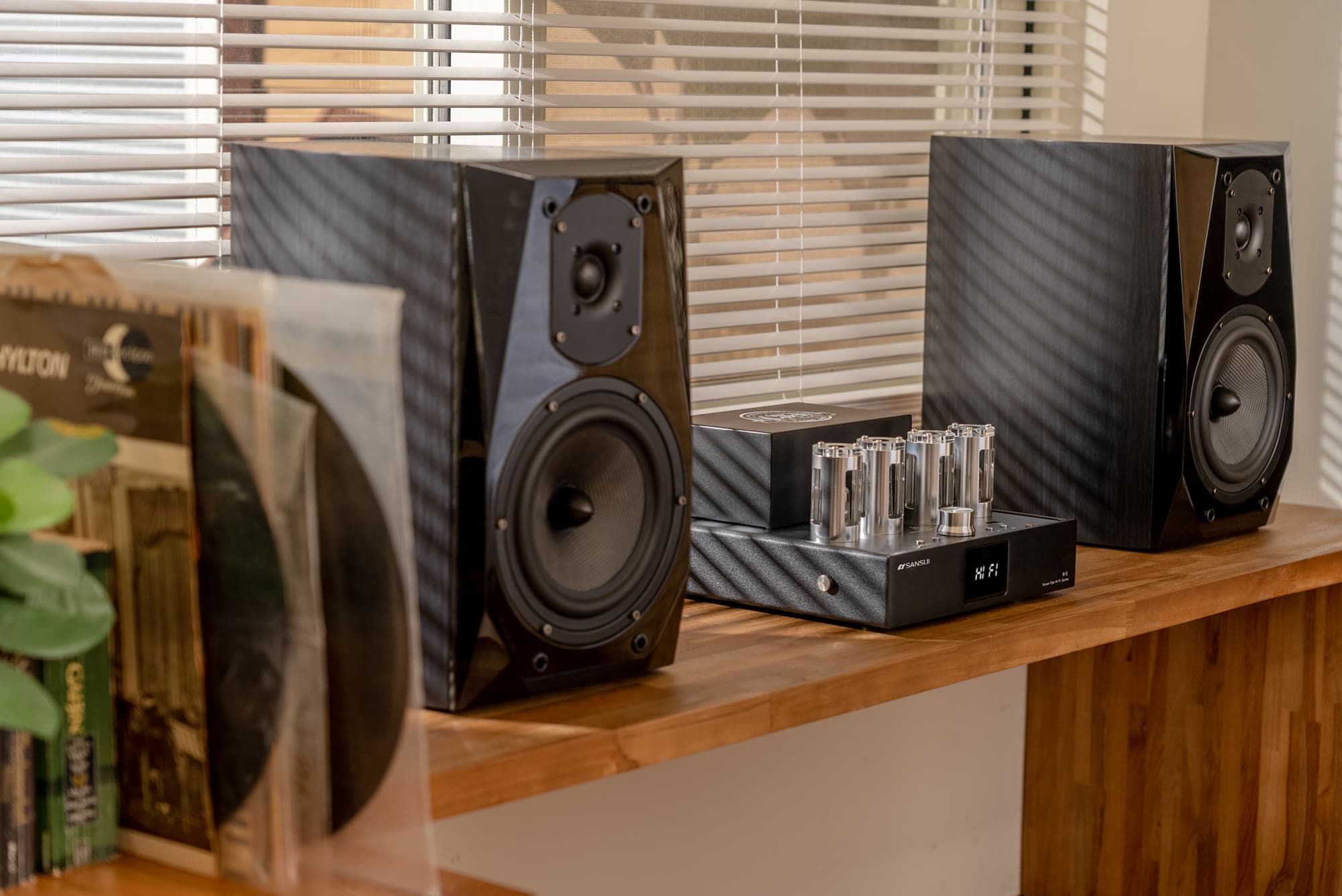 SANSUI Vacuum Tube Audio — Product Film